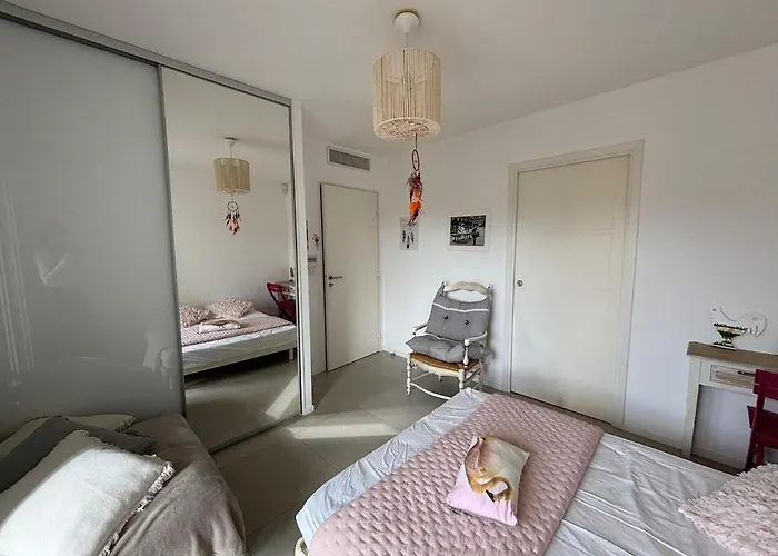 Le Syracuse Apartment